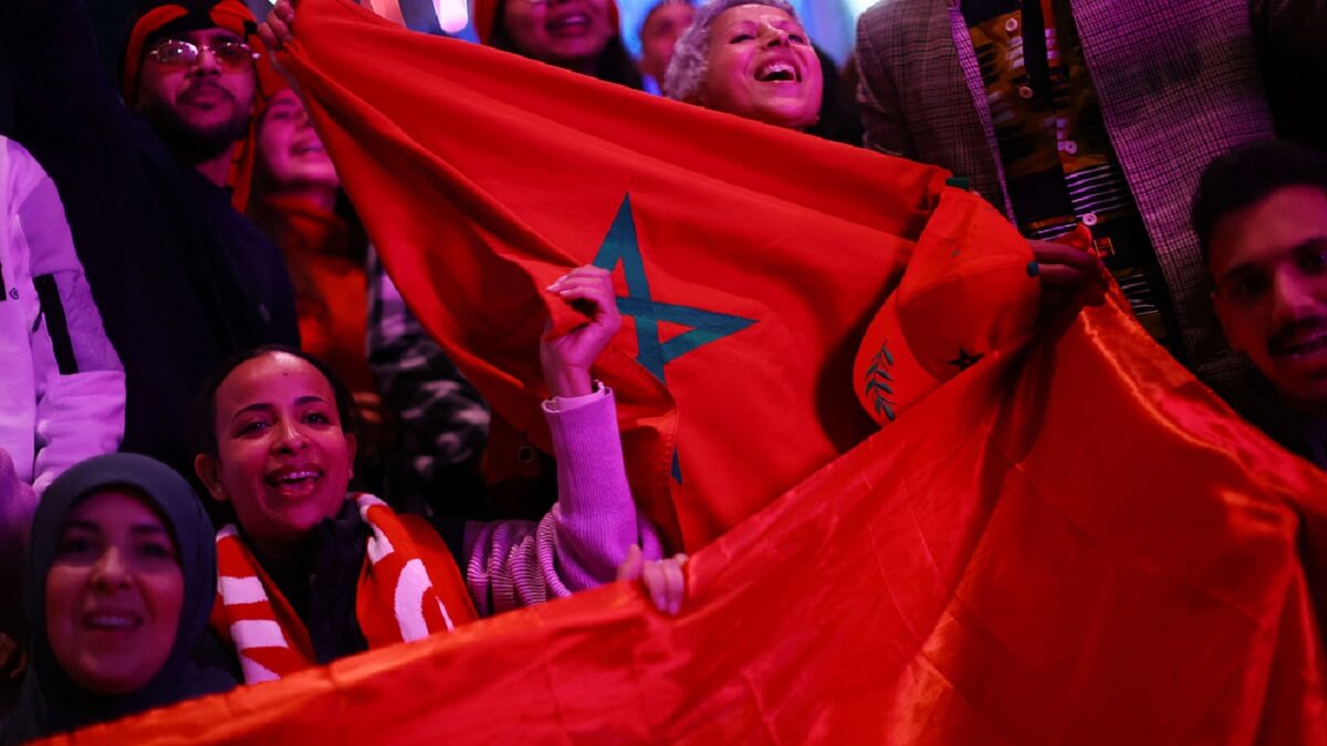 Aficionados de la selección de fútbol de Marruecos - PHOTO/REUTERS/HANNAH MCKAY