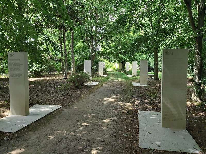 El memorial de RSF en Bayeux, un tributo a la profesión periodística