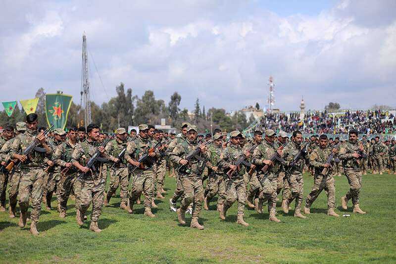 Combatientes kurdos de las Unidades de Protección Popular (YPG)