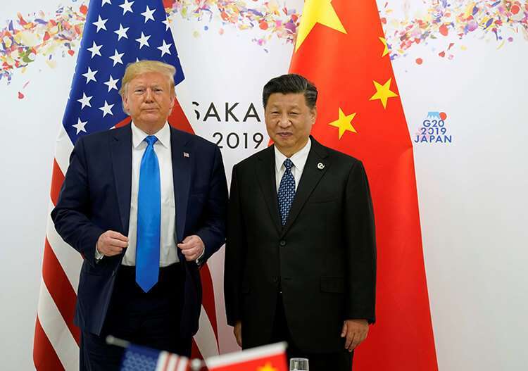 : El presidente de Estados Unidos, Donald Trump, y el presidente de China, Xi Jinping, antes de su reunión bilateral durante la cumbre de líderes del G20 en Osaka, Japón, el 29 de junio de 2019.