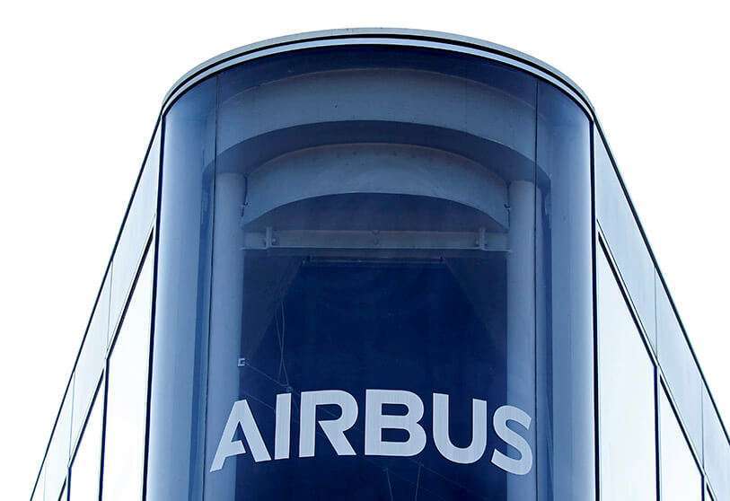 El logotipo de Airbus está representado en la sede central de Airbus en Blagnac, cerca de Toulouse, Francia, el 20 de marzo de 2019.