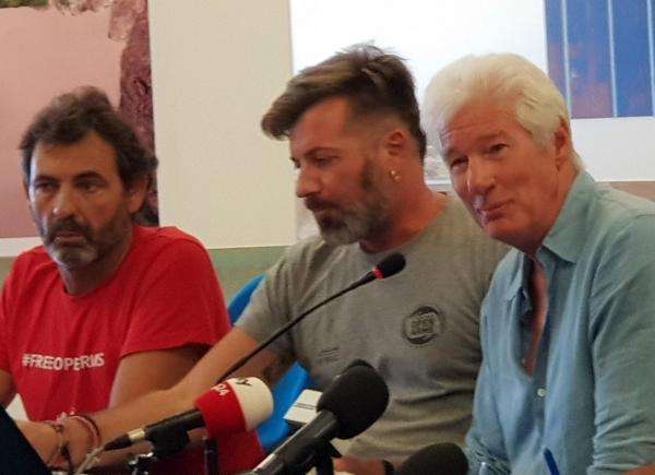Responsables del Open Armas con Richard Gere