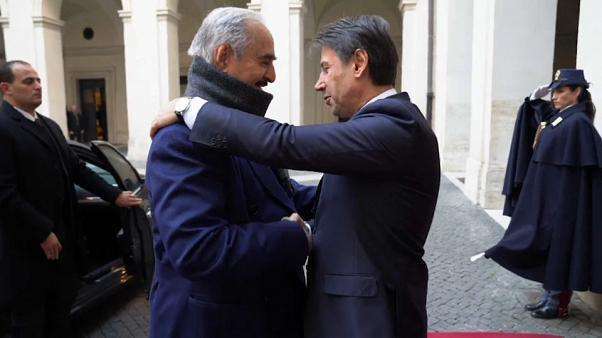 Primer ministro de Italia, Giuseppe Conte,  recibe al mariscal Hafter de Libia