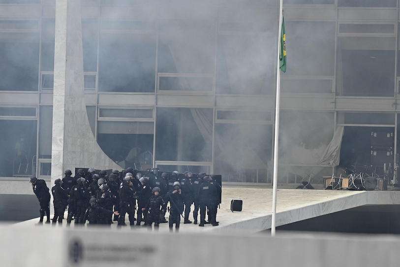 Asalto en Brasil
