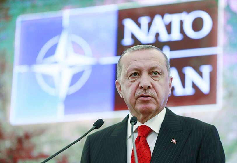 PHOTO/ Servicio de Prensa Presidencial vía AP: El presidente de Turquía, Recep Tayyip Erdogan, en la OTAN, en Ankara, Turquía