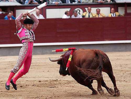 En la alianza de legislatura entre el Gobierno de España y los independentistas catalanes resulta difícil saber quién es el toro y quién el torero