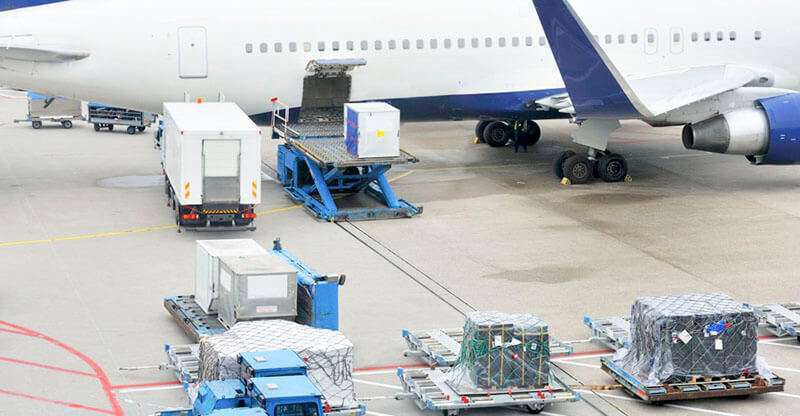 Cerca de la mitad de los 52 millones de toneladas de mercancías que se mueven por vía aérea viaja en aviones de pasajeros