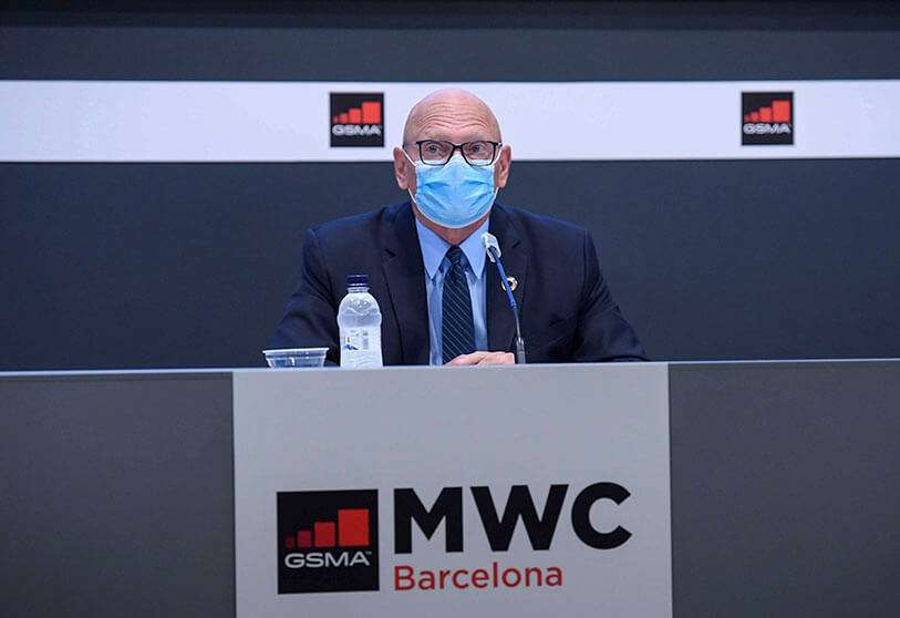 El director ejecutivo de la GSMA, John Hoffman, en una rueda de prensa en Barcelona el 23 de septiembre de 2020 AFP/JOSEP LAGO