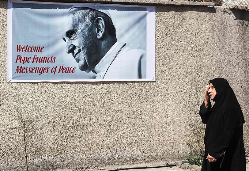 Atalayar_Pancarta Papa Irak