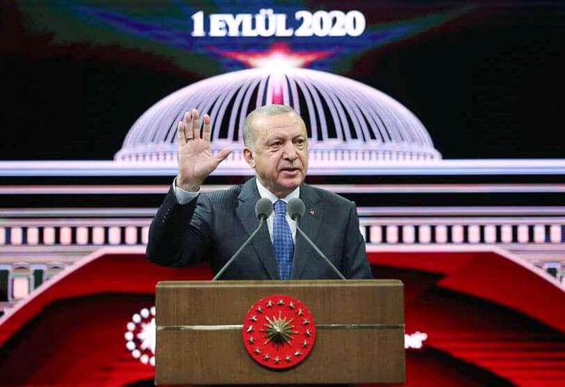 PHOTO/PRESIDENCIA TURCA - El presidente turco Recep Tayyip Erdogan pronuncia un discurso en la ceremonia de apertura del Año Judicial 2020-2021 en el Bestepe People's Culture and Convention Center