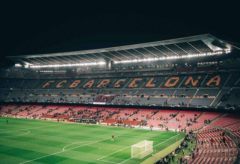 Real Madrid CF ante FC Barcelona, con el Atlético de Madrid en la atalaya pendiente del resultado