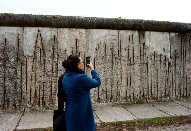 Atalayar_Berlin Wall_30 years.j