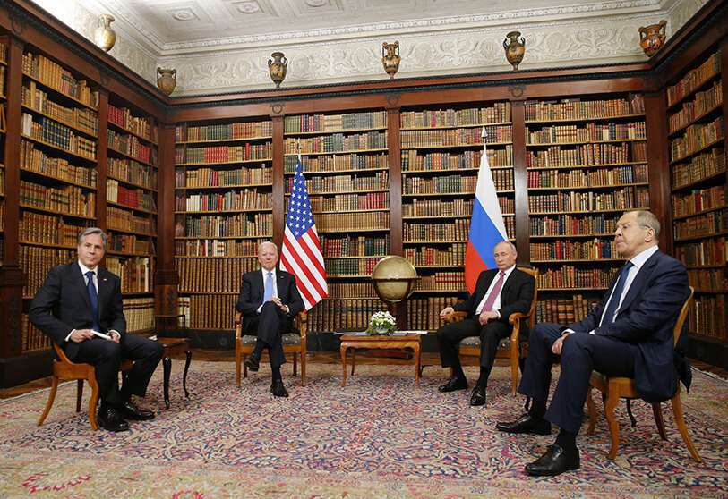 Atalayar_Cumbre Putin Biden