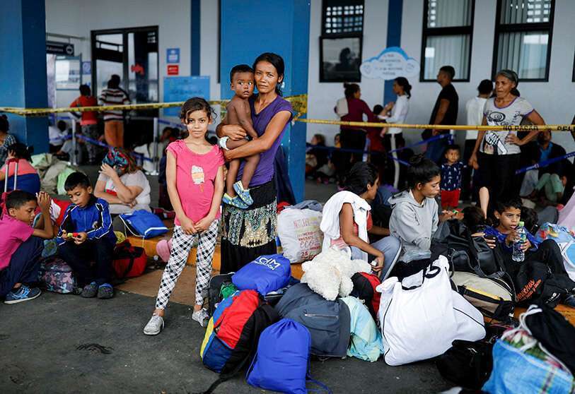 REUTERS/CARLOS GARCIA RAWLINS : Le centre de services à la frontière entre l'Équateur et le Pérou.
