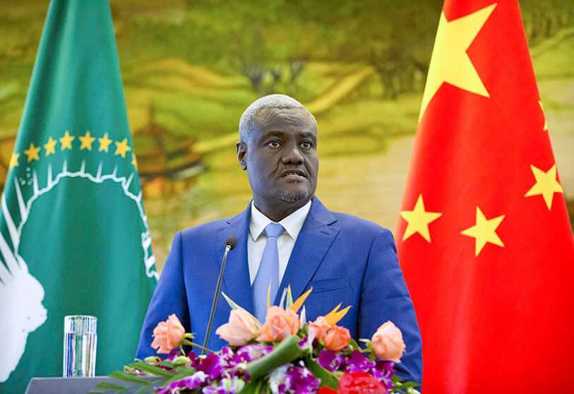 El presidente de la Comisión de la Unión Africana, Moussa Faki Mahamat, durante una conferencia de prensa en el Ministerio de Asuntos Exteriores en Beijing, el jueves 8 de febrero de 2018