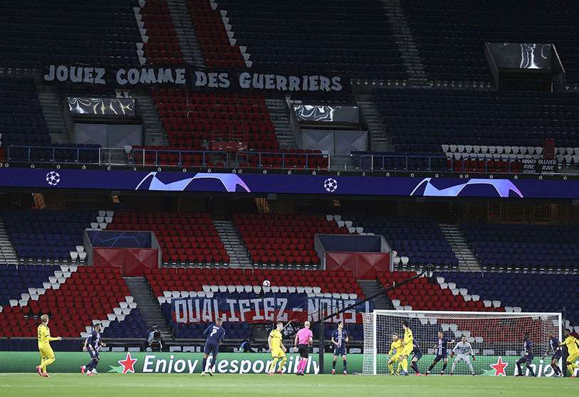 Partido de la Liga de Campeones entre el París Saint-Germain y el Borussia Dortmund en el estadio del Parque de los Príncipes de París; a puerta cerrada debido a la propagación del coronavirus