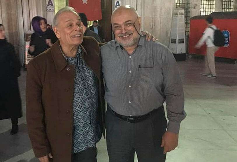 Heshmat Khalifa (en la foto de la derecha), que hasta hace poco era presidente de Islamic Relief Australia, también utilizó los medios de comunicación social para describir a Hamas como "el movimiento de resistencia más puro de la historia moderna"