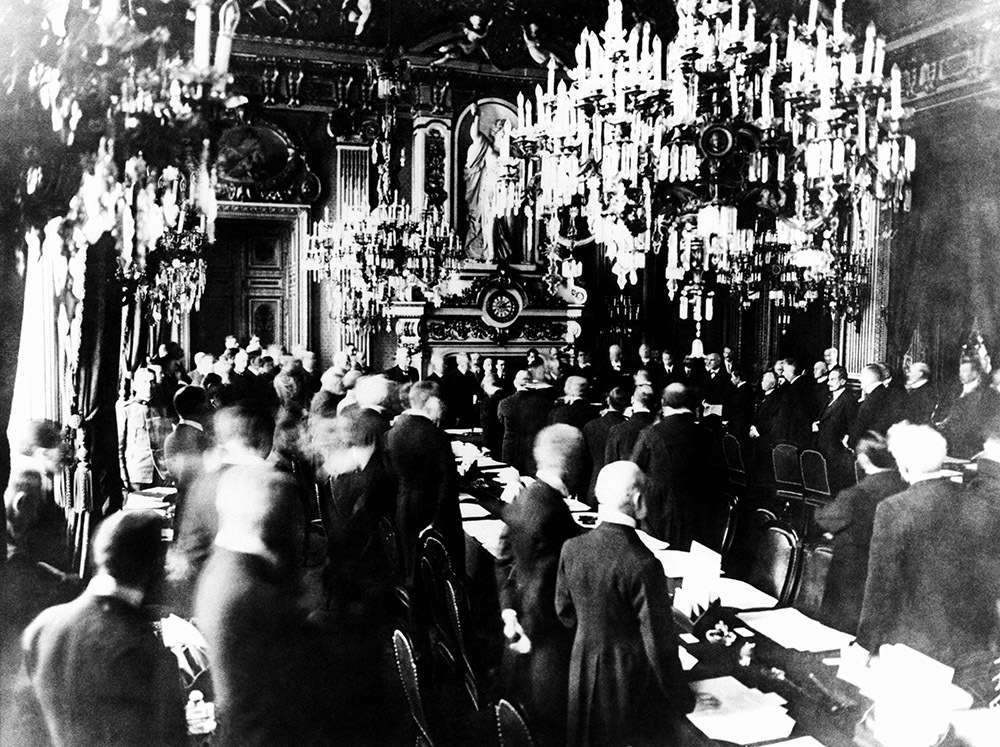 Atalayar_Firma del Tratado de Versalles al finalizar la Primera Guerra Mundial 