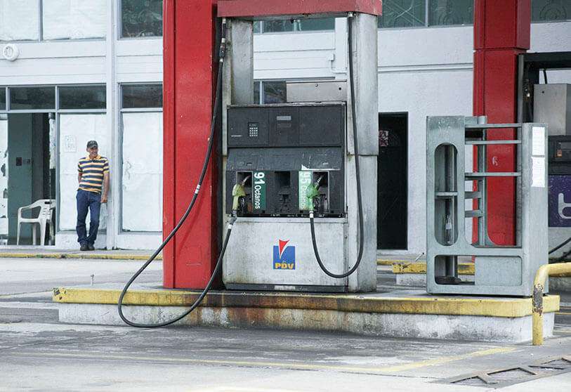 Gasolinera cerrada de la compañía estatal de petróleo PDVSA en San Cristóbal, Venezuela, el 17 de mayo de 2019