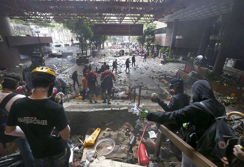 Más que un centro de enseñanza, un campo de batalla
