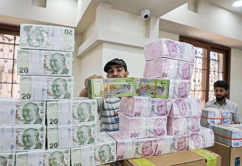 Atalayar_Lira turca