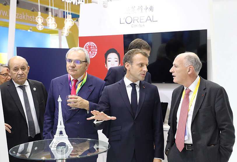 Atalayar_Macron_Expo Exportaciones China.jpg