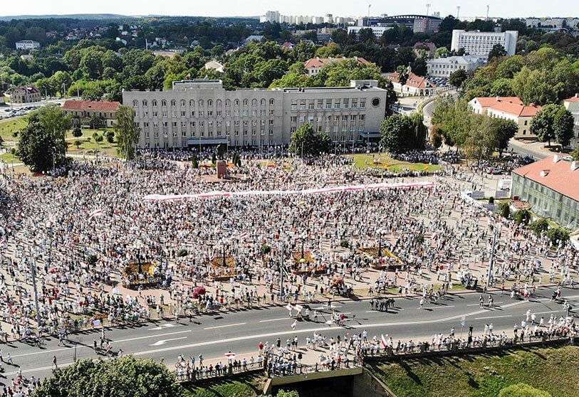 atalayar-protestas-manifestaciones-minsk-bielorrusia-fraude-electoral-lukashenko