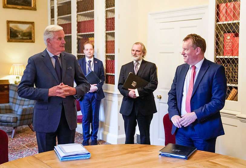 Atalayar_Michel Barnier