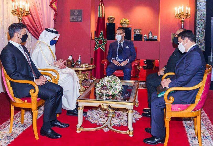 PHOTO/MAP - Su Majestad el Rey Mohamed VI recibió, este miércoles, en el Palacio Real de Fez, al ministro emiratí de Asuntos Exteriores y Cooperación Internacional, el jeque Abdullah bin Zayed al-Nahyan. Durante esta audiencia se abordó la evolución de las relaciones bilaterales en diferentes ámbitos
