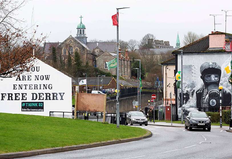 Murales en el área de Bogside de Derry, Irlanda del Norte