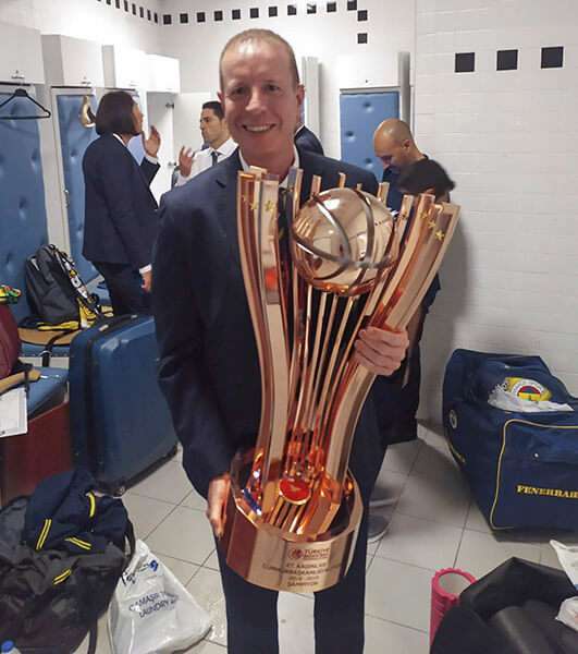 Nacho García: “En España no hay una apuesta firme por el baloncesto femenino”