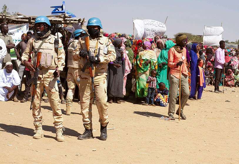 Atalayar_Miembros de la misión de mantenimiento de la paz de las Naciones Unidas y la Unión Africana (UNAMID)