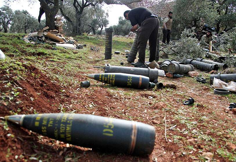 Mercenarios apoyados por Turquía se preparan para disparar proyectiles sobre las posiciones del Ejército de Al-Asad sobre Nairab