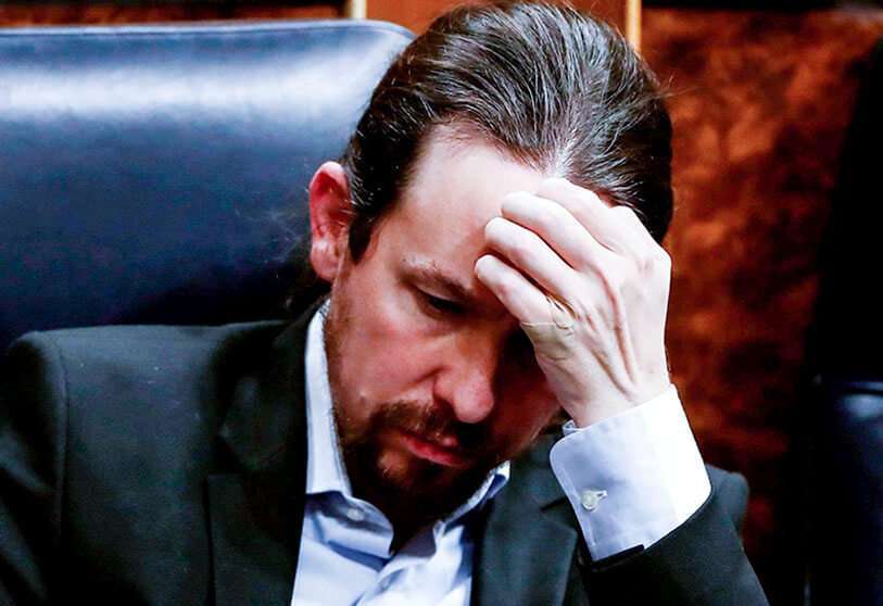 El vicepresidente de Derechos Sociales y Desarrollo Sostenible del Gobierno de España y líder del partido Podemos, Pablo Iglesias, asiste a una sesión en el Congreso de los Diputados de Madrid, el 25 de marzo de 2020