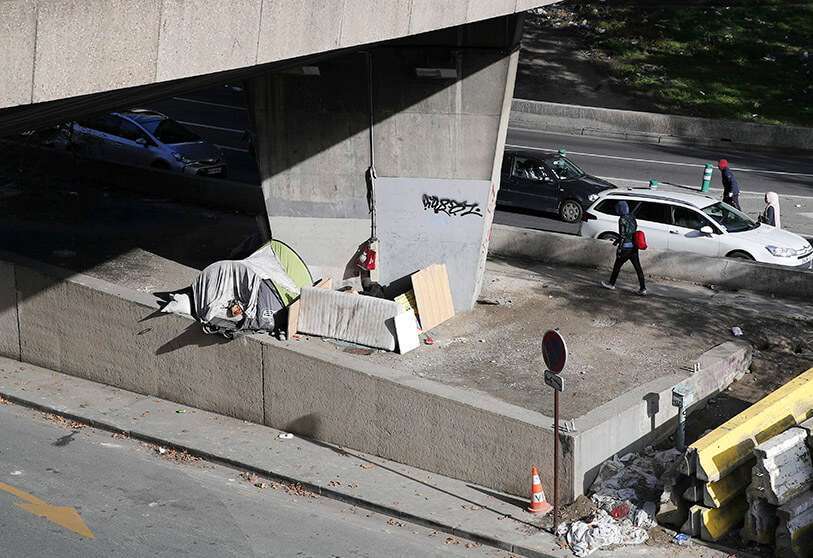 Atalayar_Política Migratoria Francia_Endurece_Medidas_Sanidad