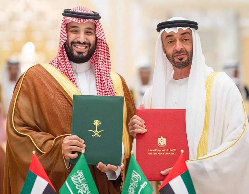 Atalayar_Príncipes herederos Mohamed bin Salman y Mohammad bin Zayed al-Nahyan