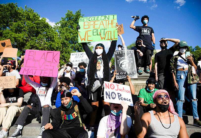 Manifestación contra la muerte de George Floyd en el distrito de Manhattan de Nueva York, Estados Unidos, el 1 de junio de 2020