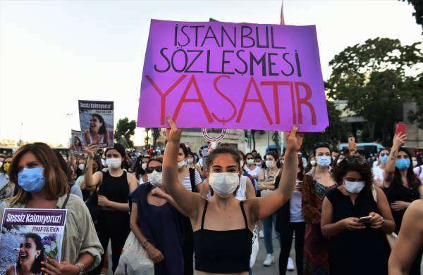 Atalayar_Protestas Turquía