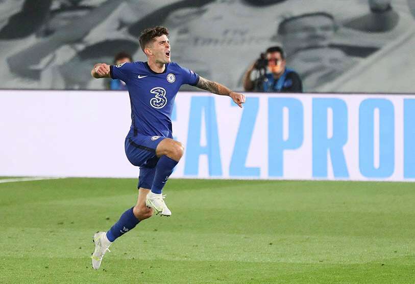 Christian Pulisic del Chelsea celebra el primer gol