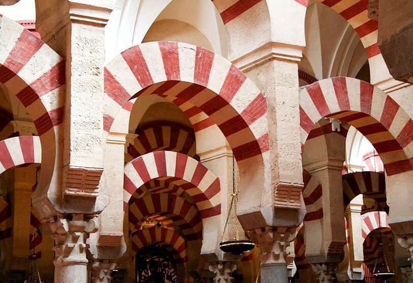 Aportaciones magrebíes a la arquitectura universal