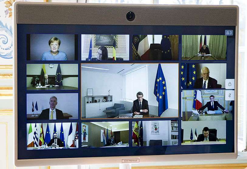 Les dirigeants de l'Union européenne lors du sommet extraordinaire tenu par visioconférence ce jeudi