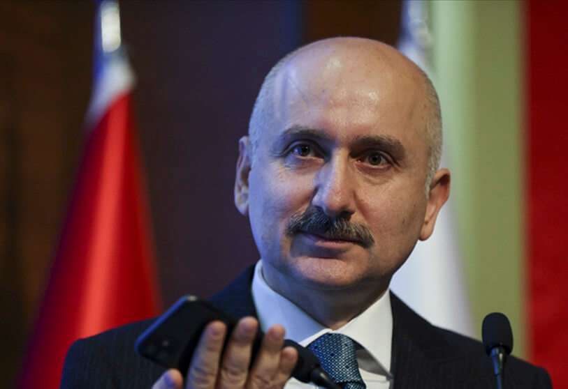 El ministro de Transportes e Infraestructuras de Turquía, Adel Karra Ismailoglu