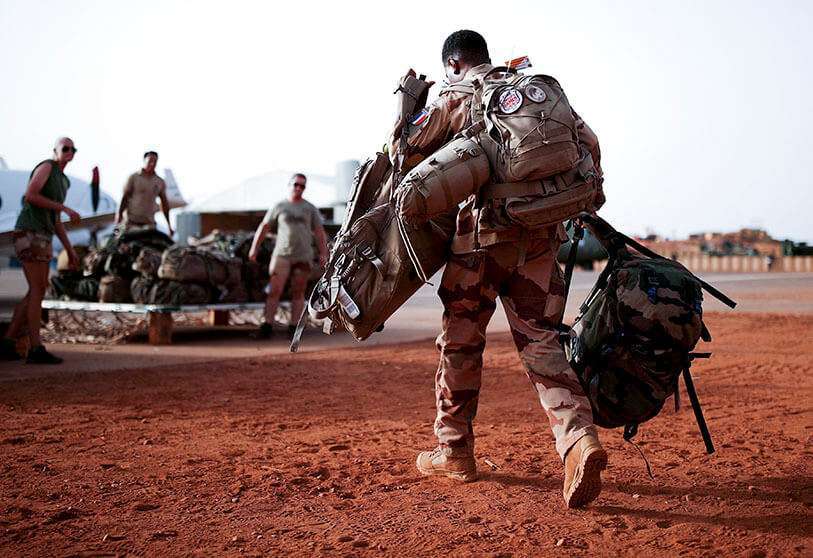 Soldados franceses en el campamento de la Plataforma Desértica Operativa (PfOD) durante la Operación Barkhane en Gao, Mali, el 1 de agosto de 2019
