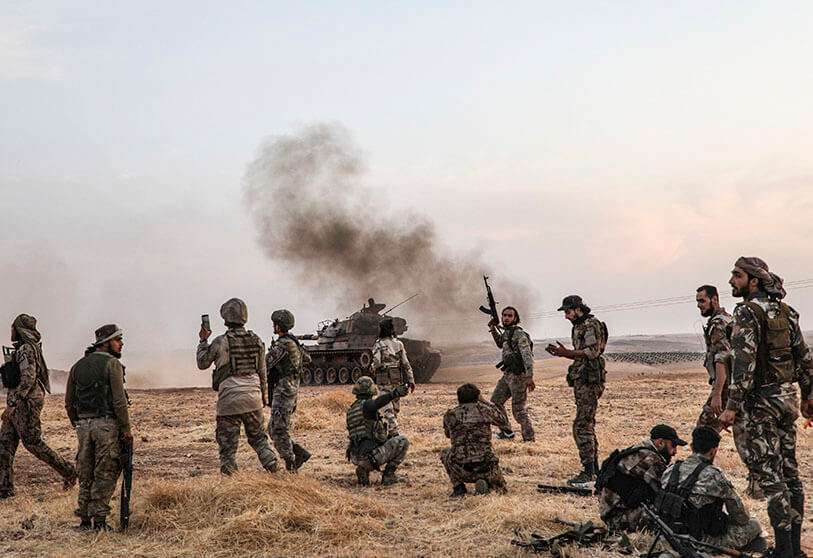Atalayar_Soldados turcos y combatientes sirios apoyados por Turquía