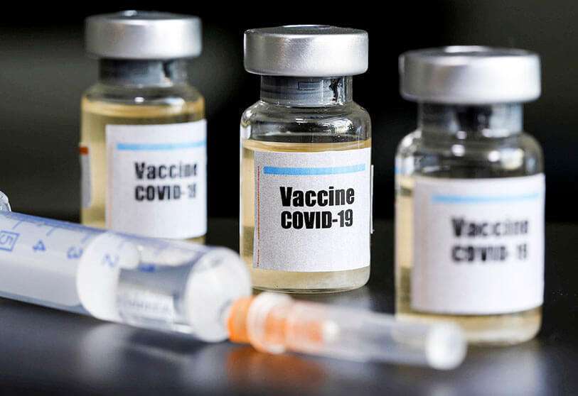 REUTERS/DADO RUVIC - Le vaccin COVID-19 développé par l'université d'Oxford au Royaume-Uni sera testé sur 2000 personnes au Brésil