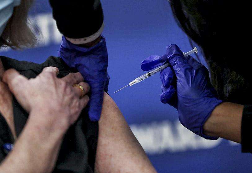 Latinoamérica, con 600.000 muertes por covid, aguarda ya las dosis de COVAX 