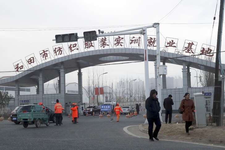 Campo de internamiento del Gobierno chino en Xinjiang. Cerca de un millón de musulmanes, la mayoría uigures, son despojados allí de su cultura