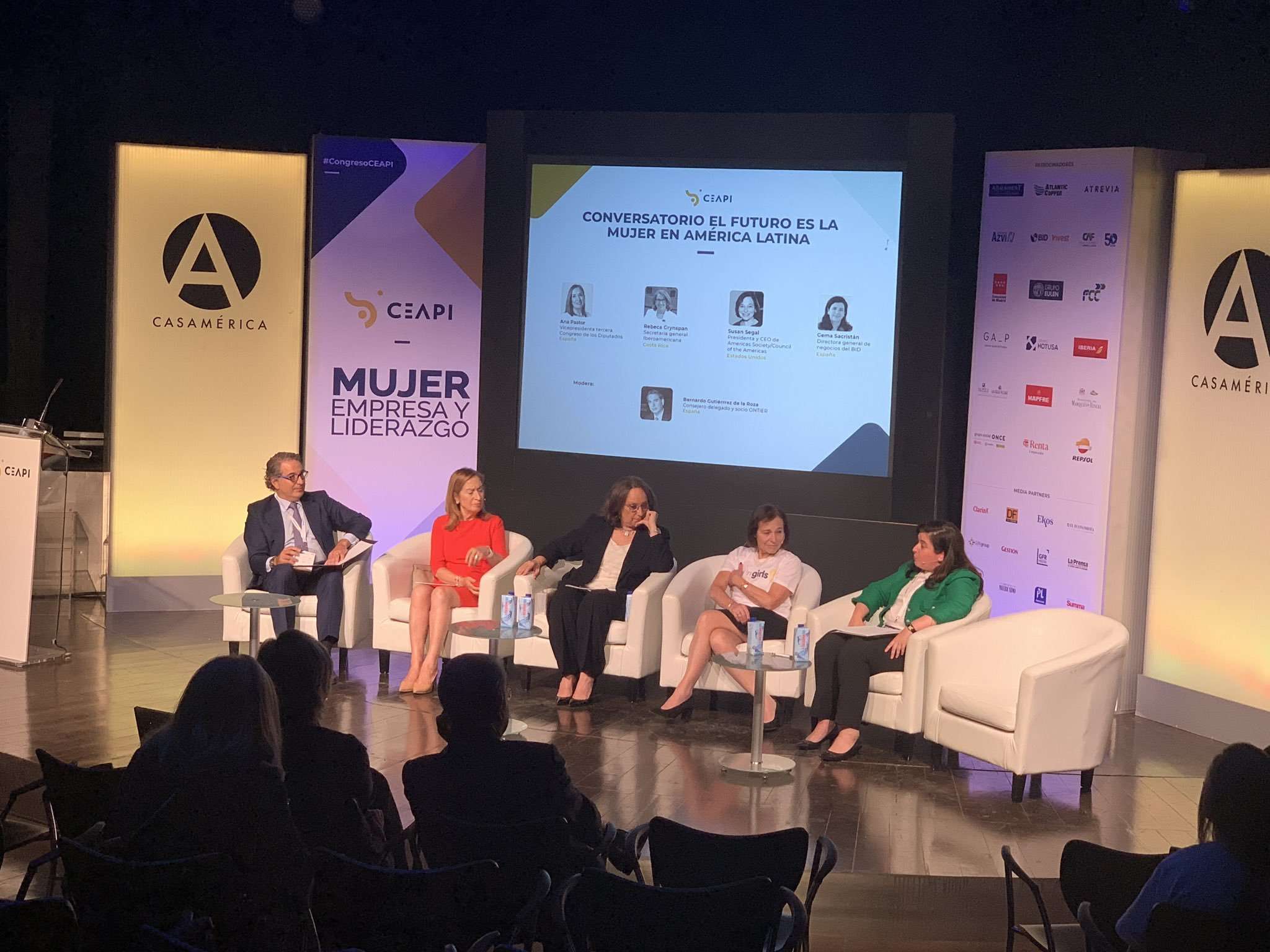 Participantes en el III Congreso Iberoamericano del CEAPI en la jornada inaugural.