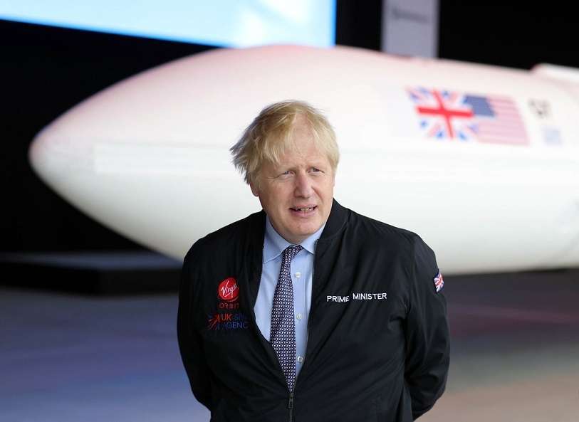 El polémico primer ministro Boris Johnson quiere que el Reino Unido sea una potencia nuclear y también un gigante espacial