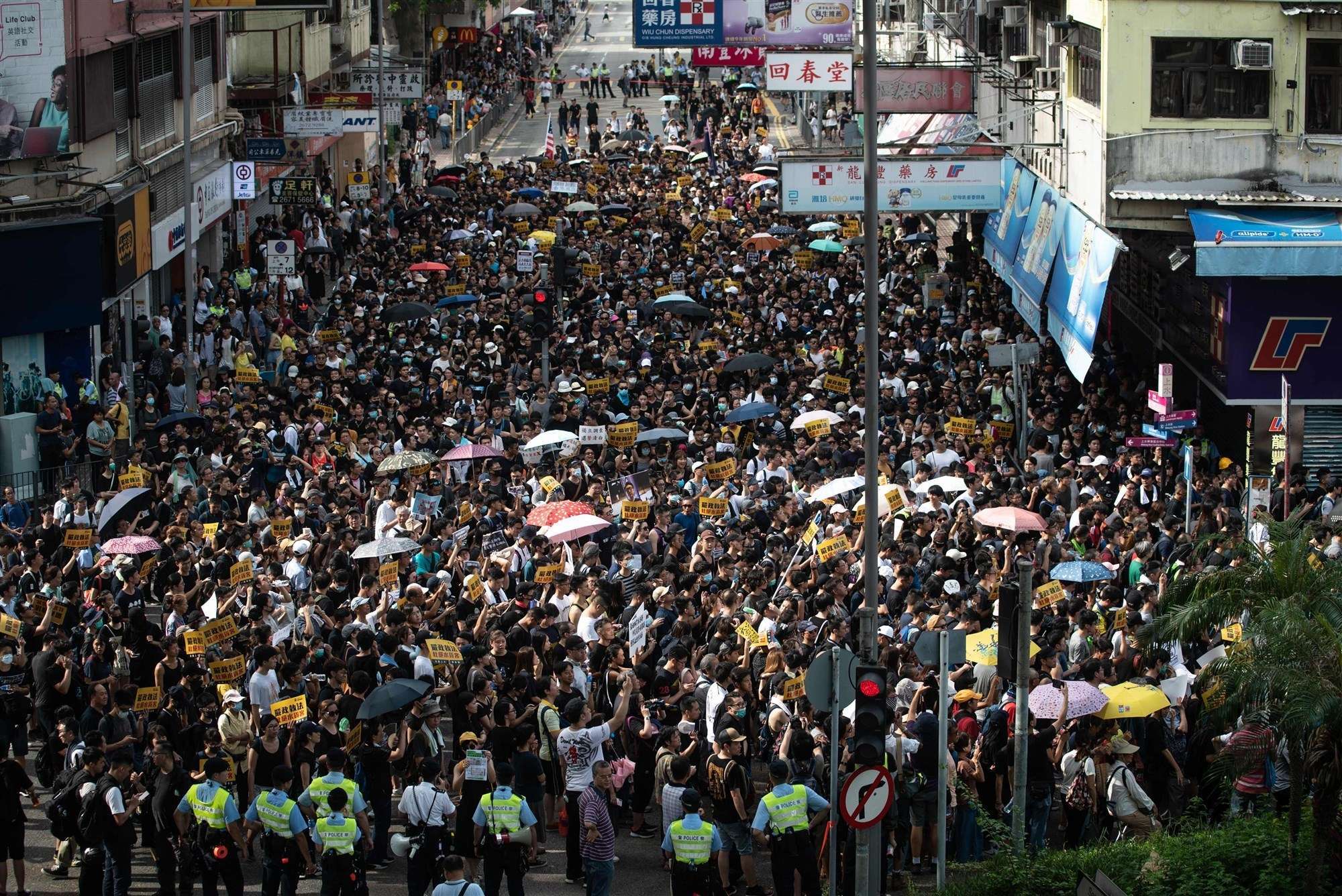 Manifestantes en las calles de Hong Kong.